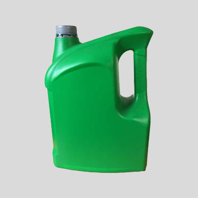 عينات من إنتاج القوالب البلاستيكية لزيت تشحيم السيارات وزجاجات البنزين